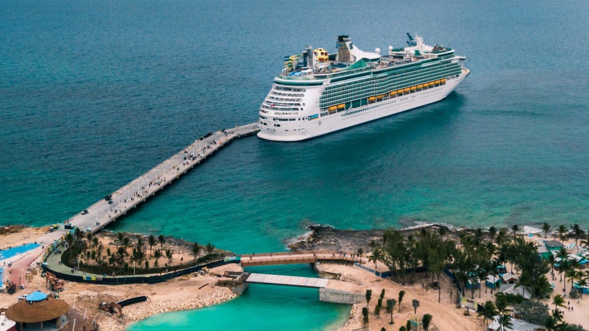 Surprenez votre moitié avec une croisière romantique aux Caraïbes !